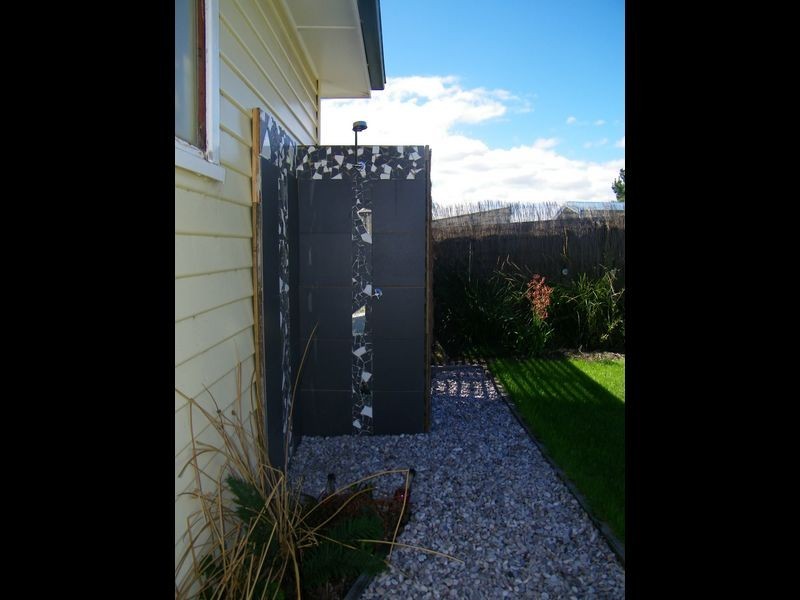 64 Renfrew Circle, Goodwood TAS 7010