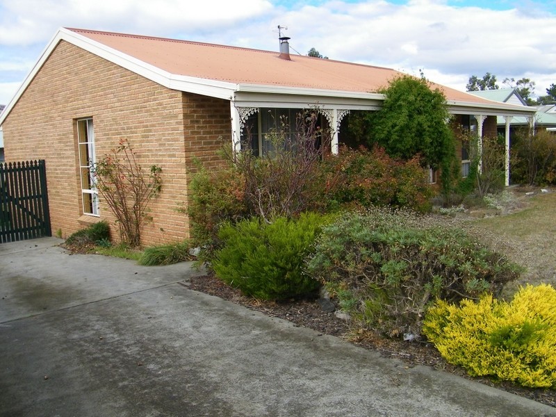 4 Bemlena Place, Brighton TAS 7030
