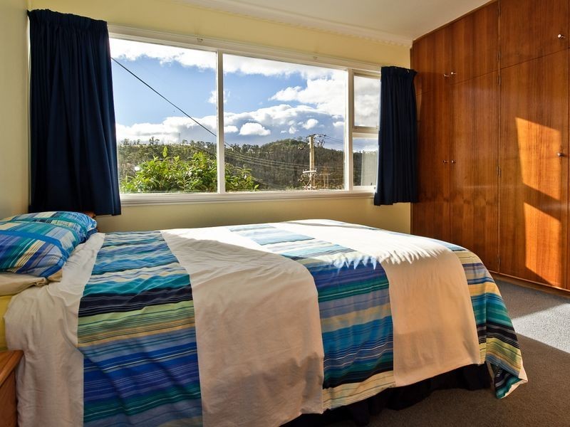 4 Takone Street, Geilston Bay TAS 7015