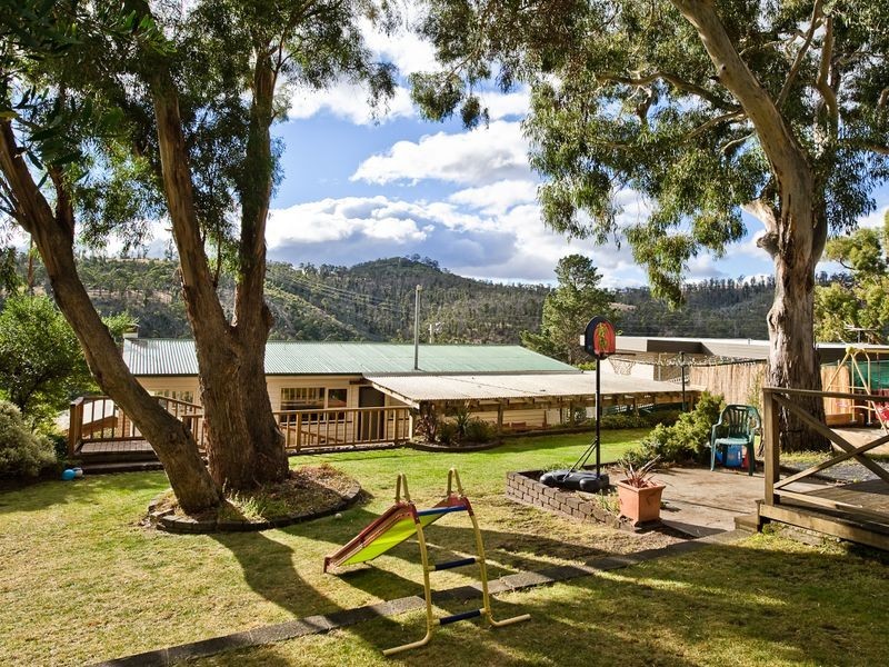 4 Takone Street, Geilston Bay TAS 7015
