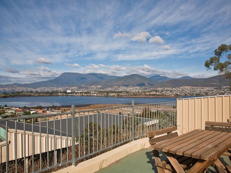 1/3B Peta Court, Old Beach TAS 7017