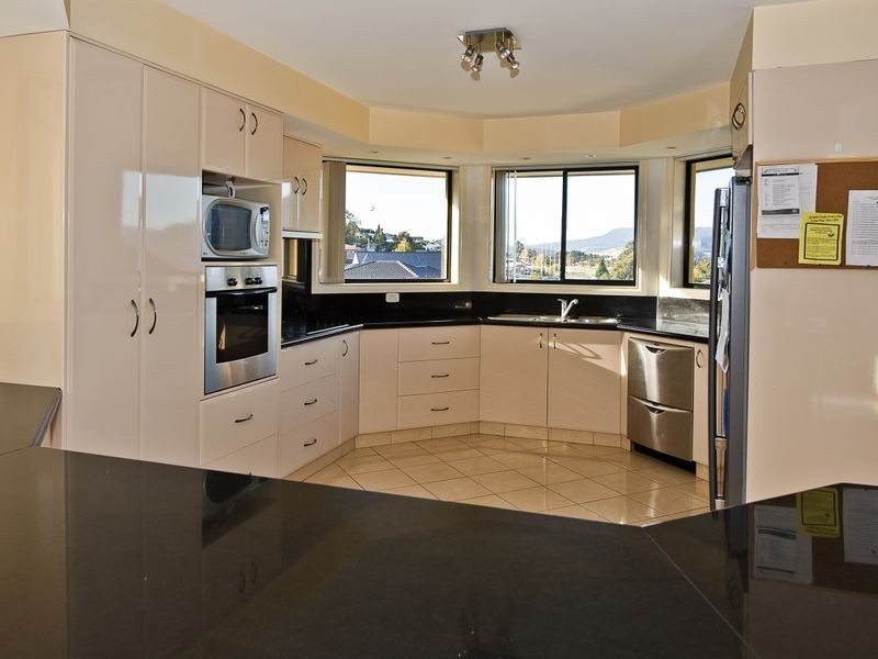 1 Chablis Court, Berriedale TAS 7011