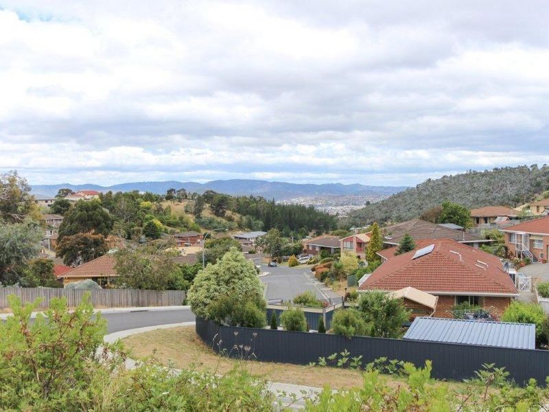 1 Redlands Drive, Rosetta TAS 7010