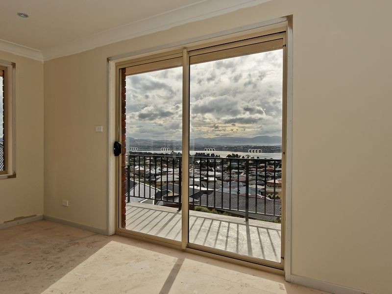1/21 Ashwood Court, Austins Ferry TAS 7011