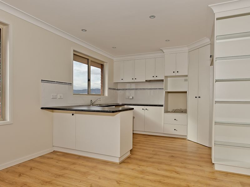 2/21 Ashwood Court, Austins Ferry TAS 7011