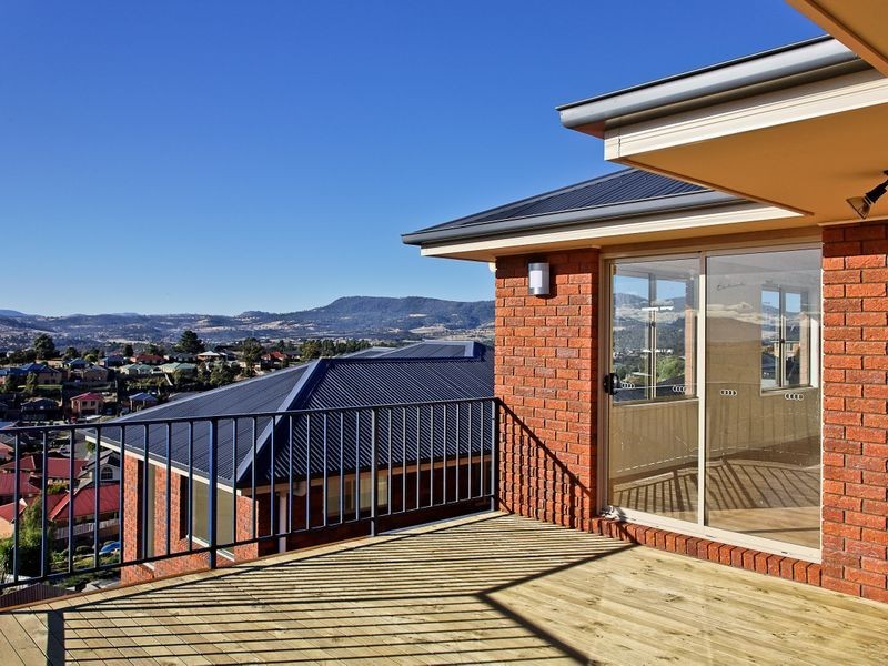 2/21 Ashwood Court, Austins Ferry TAS 7011
