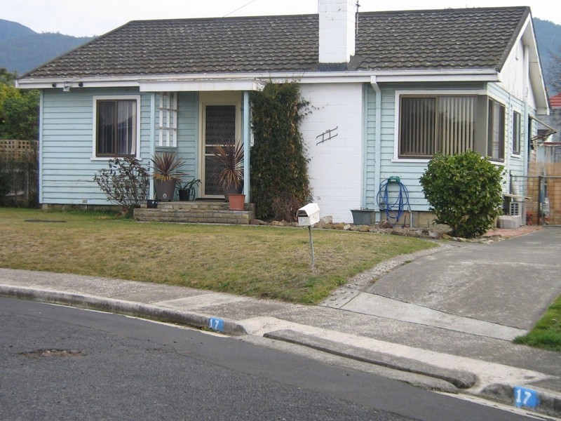 17 Kenmere Place, Glenorchy TAS 7010