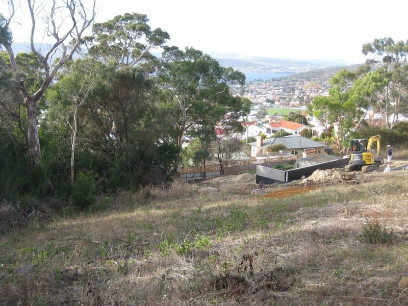 16 Dorothy Court, West Moonah TAS 7009