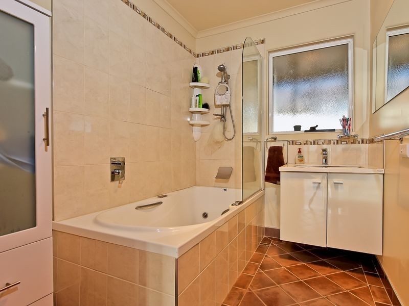 19 Russell Road, Claremont TAS 7011