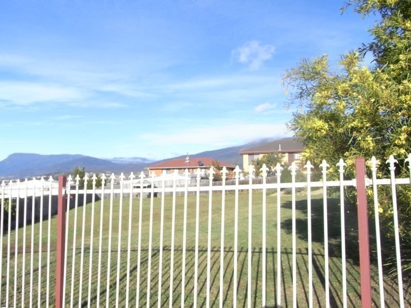 6 Euston Place, Bridgewater TAS 7030