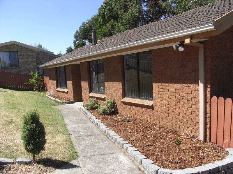 16 Graham Court, New Norfolk TAS 7140