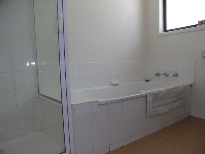 16 Graham Court, New Norfolk TAS 7140