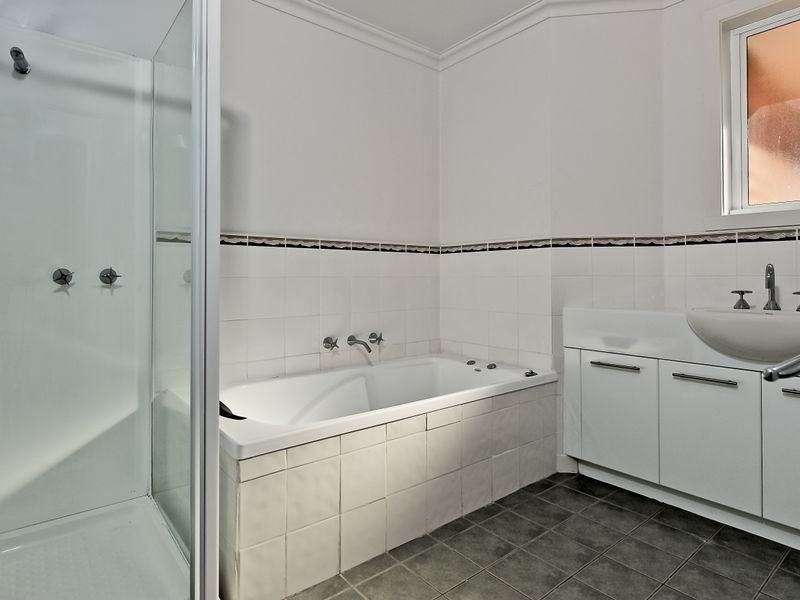 4 Govett Rise, Austins Ferry TAS 7011