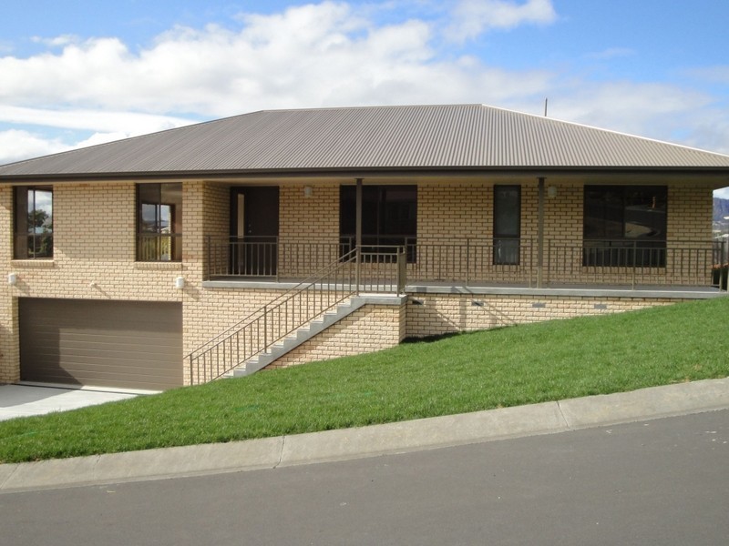 1 Cash Court, Austins Ferry TAS 7011