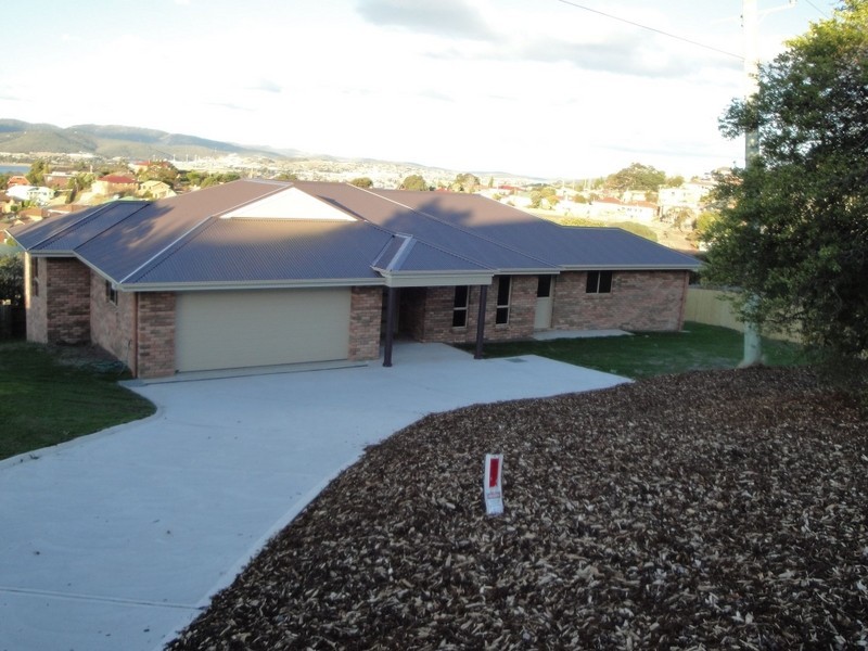 16 Gunn Court, Rosetta TAS 7010