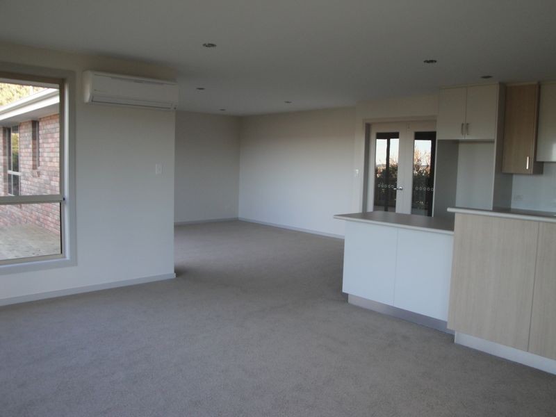 16 Gunn Court, Rosetta TAS 7010