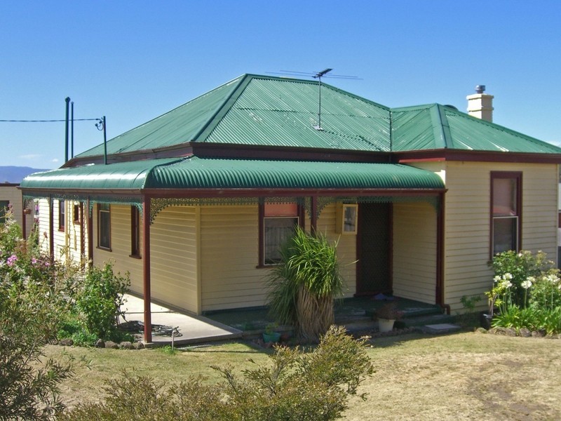 11 Main Road, Claremont TAS 7011