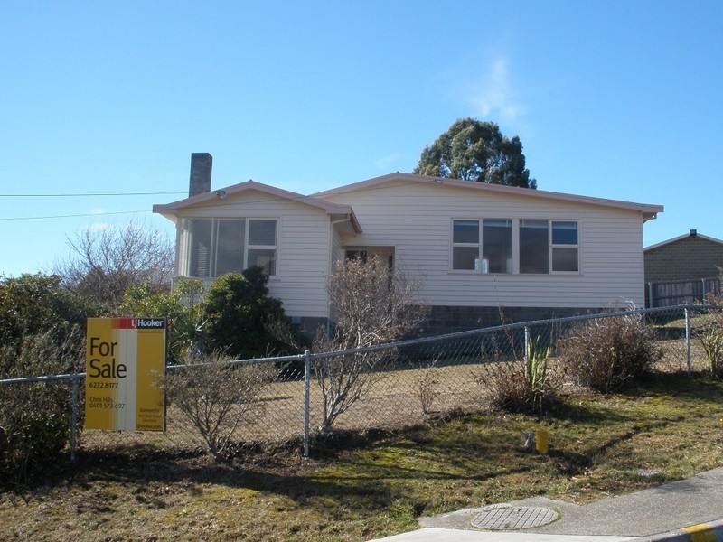 17 Milburn Place, Glenorchy TAS 7010