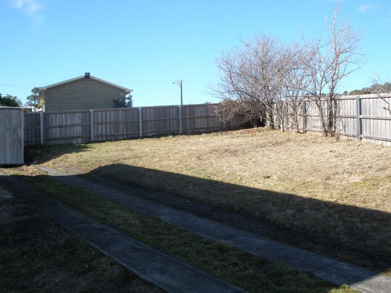 17 Milburn Place, Glenorchy TAS 7010