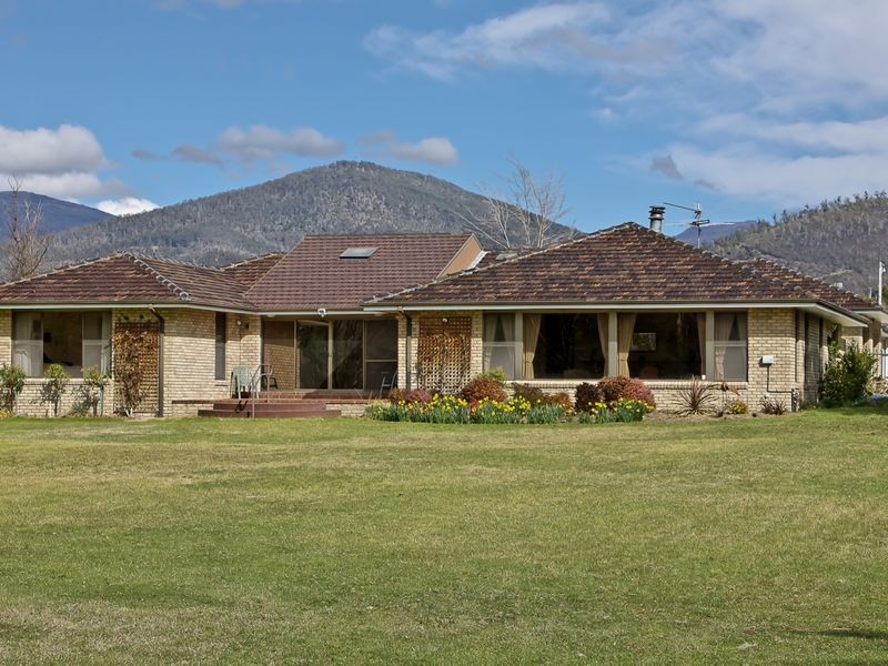 Claremont TAS 7011
