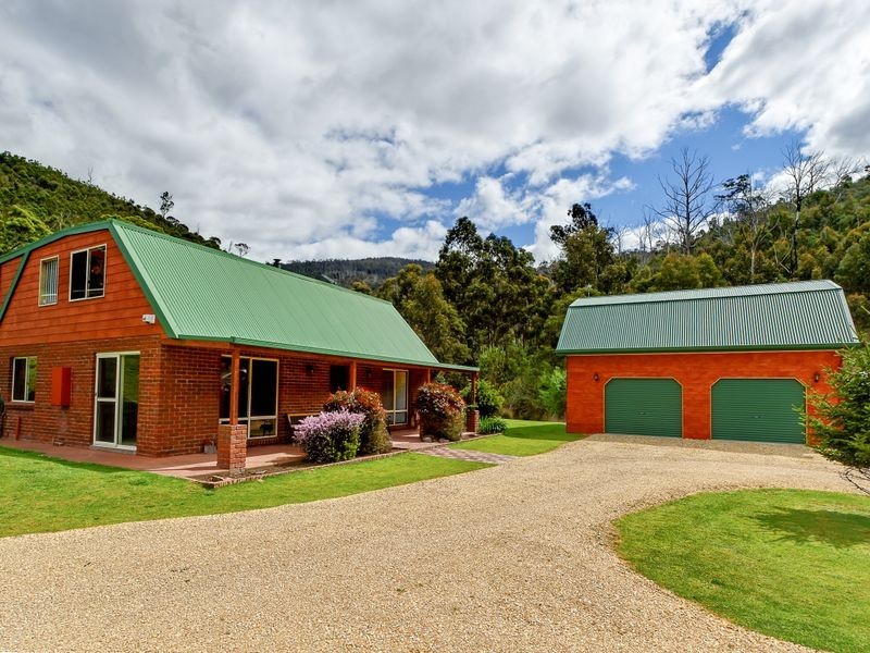 150 Pitcairn Street, Montrose TAS 7010