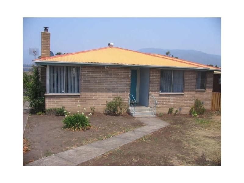 17 Walker Crescent, Bridgewater TAS 7030