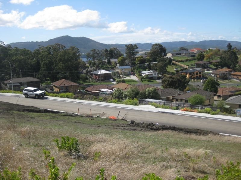 7 Redlands Drive, Rosetta TAS 7010
