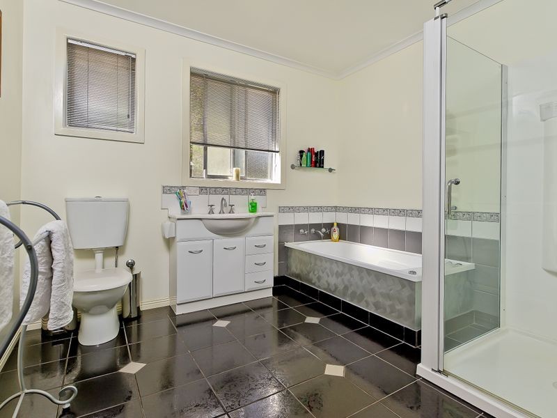 2 Tongatabu Road, Dromedary TAS 7030
