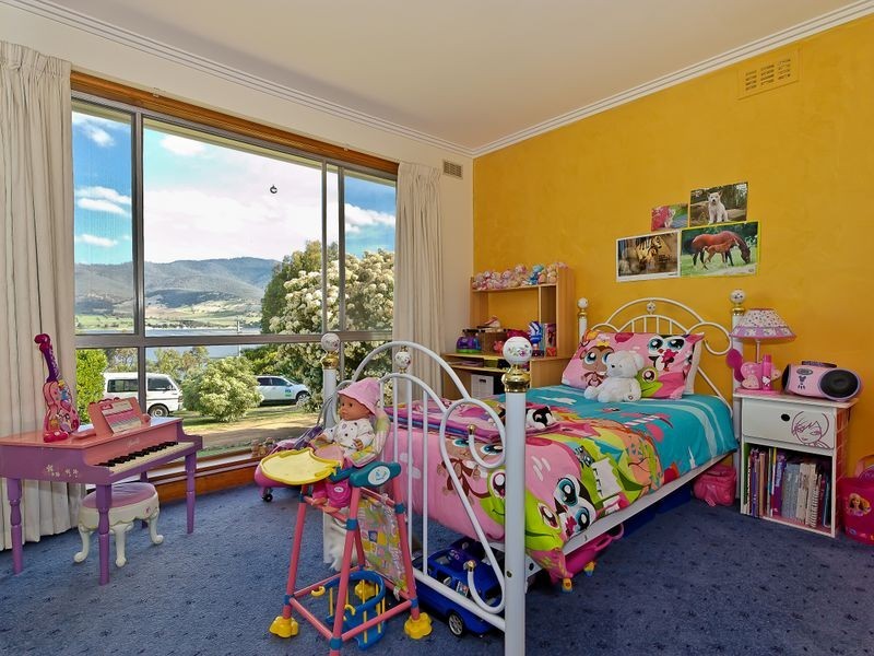 2 Tongatabu Road, Dromedary TAS 7030