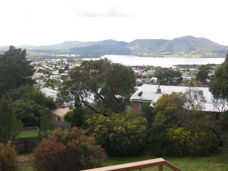 13/109 Berriedale Road, Berriedale TAS 7011