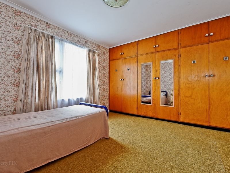27 Ashbourne Grove, West Moonah TAS 7009