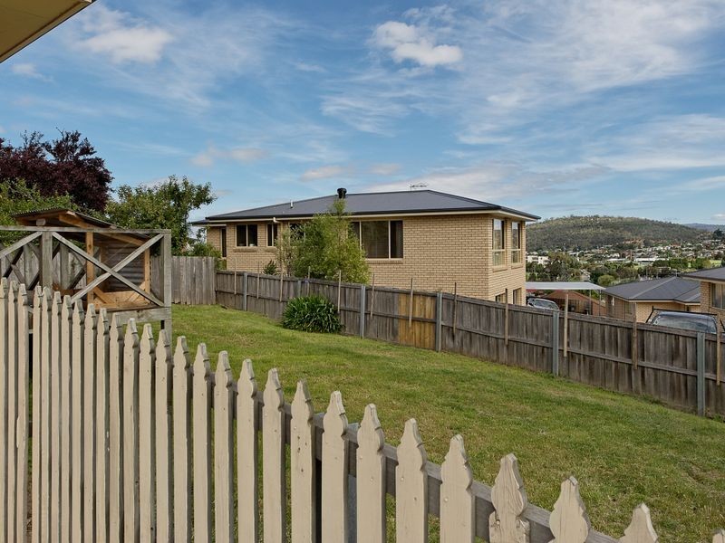 2/25 Ashbolt Crescent, Lutana TAS 7009