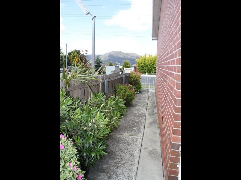 4/526 Main Road, Montrose TAS 7010