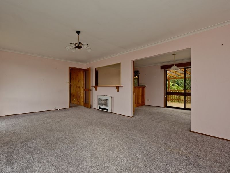 14 Arncliffe Road, Austins Ferry TAS 7011