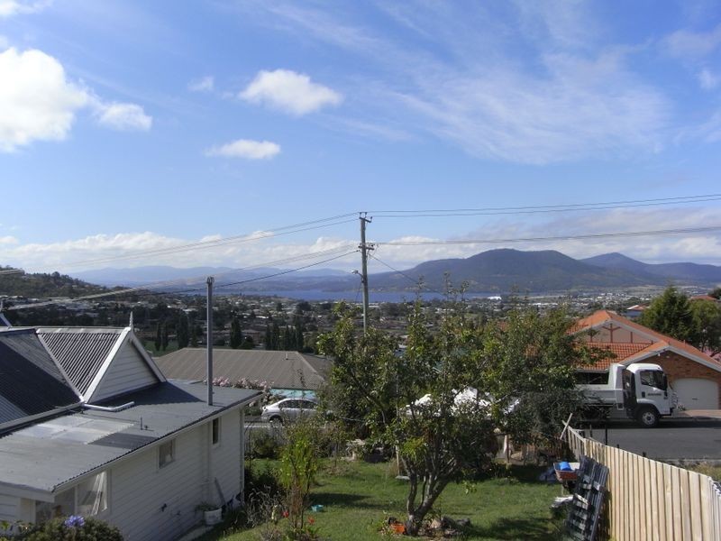 13 Merton Street, Glenorchy TAS 7010