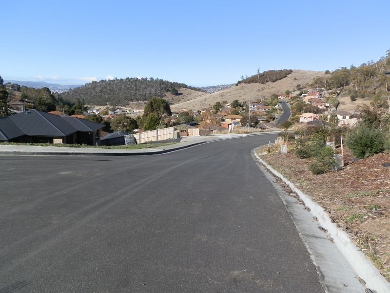 14 Redlands Drive, Rosetta TAS 7010