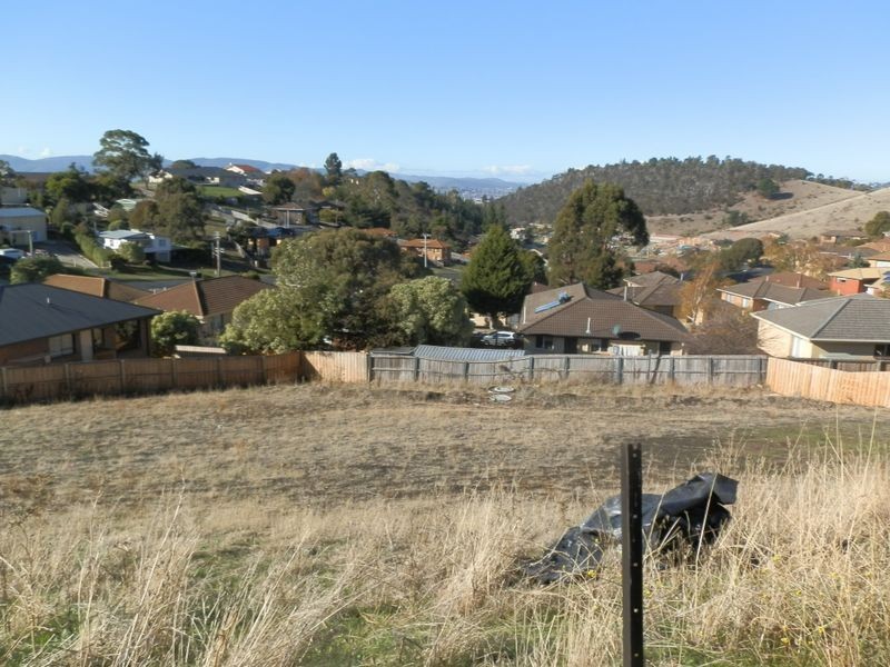 14 Redlands Drive, Rosetta TAS 7010
