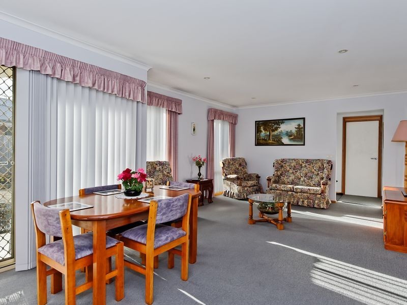 2/14 Pelican Close, Claremont TAS 7011