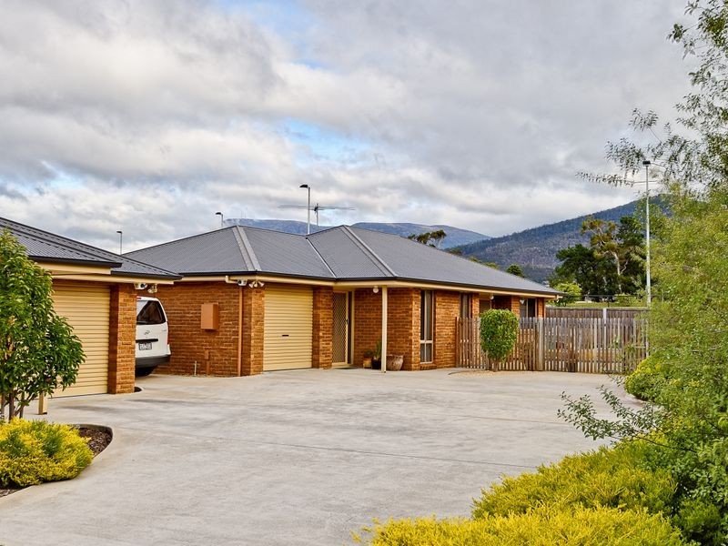 2/14 Pelican Close, Claremont TAS 7011