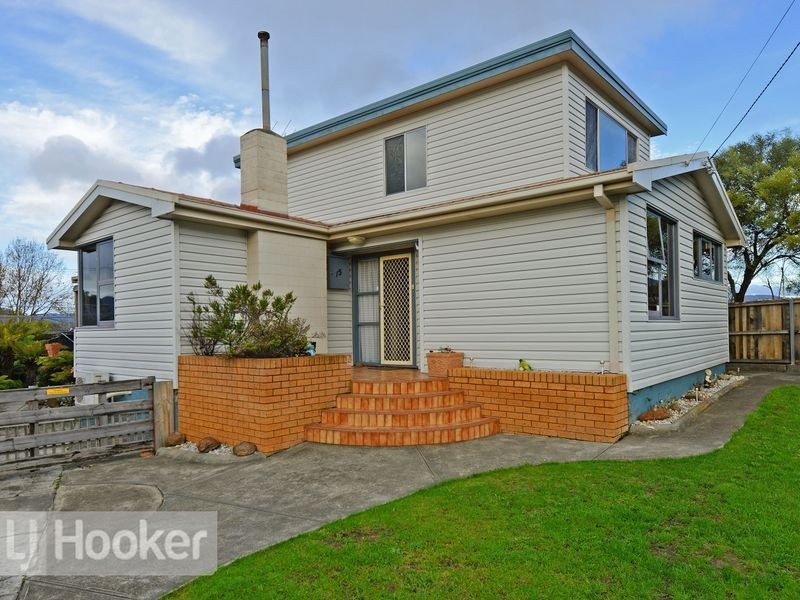 15 Yoora Street, Berriedale TAS 7011