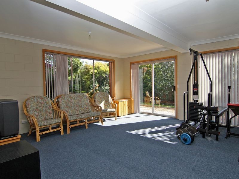 28 Chandos Drive, Berriedale TAS 7011