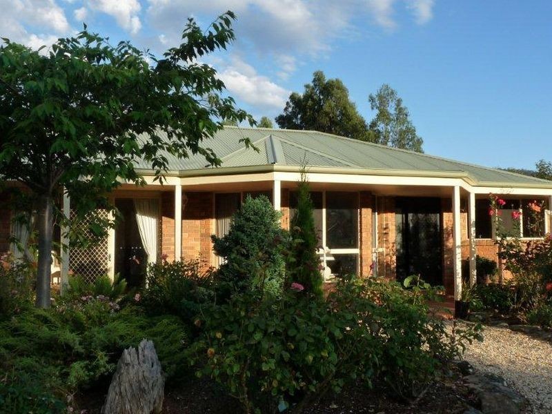 ‘Birchwood Lachlan Road, Lachlan TAS 7140