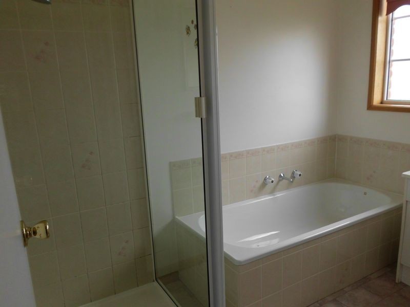 2/4 Melissa Street, Brighton TAS 7030