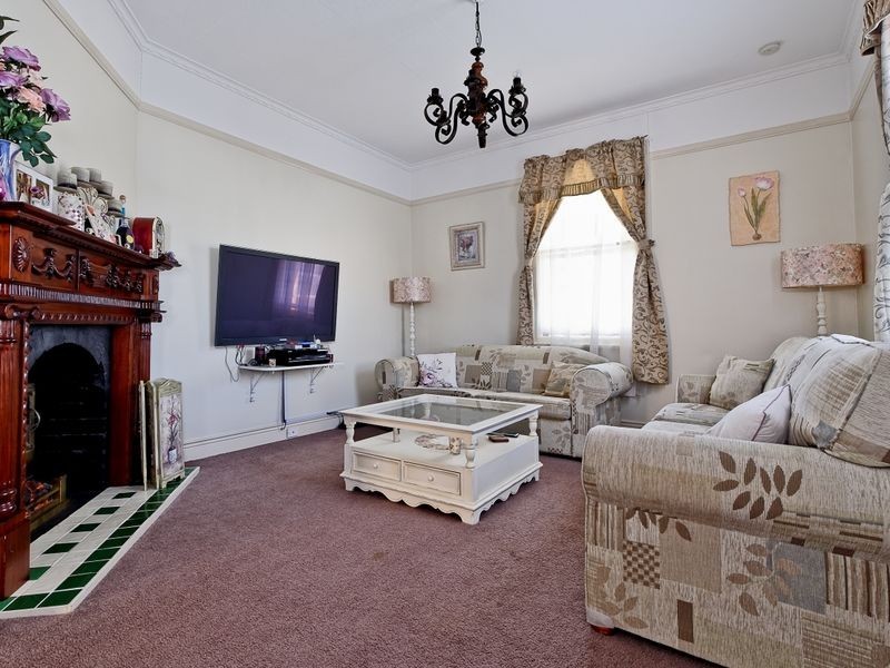 2 Wyndham Road, Claremont TAS 7011