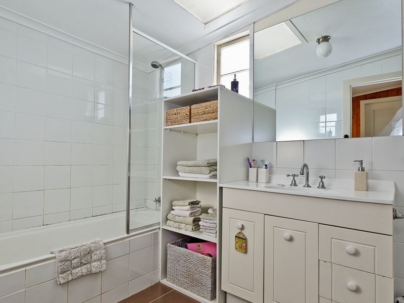 2 Wyndham Road, Claremont TAS 7011