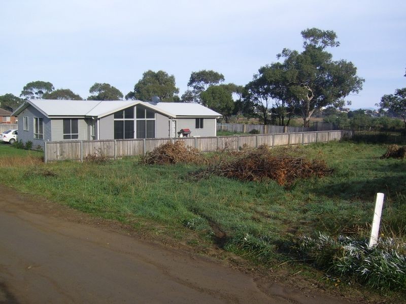 10 Terry Street, Carlton TAS 7173