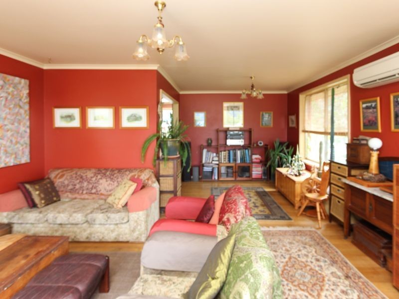 14 Lorraine Crescent, Rosetta TAS 7010