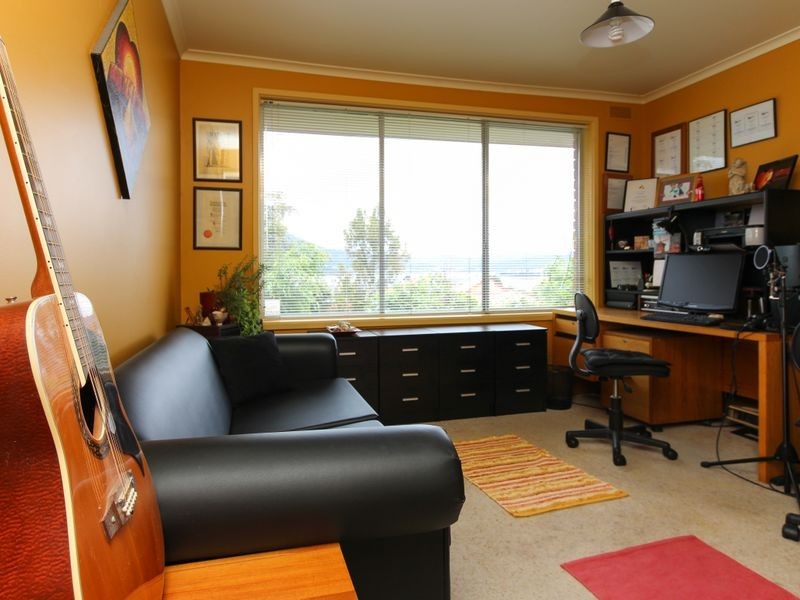 14 Lorraine Crescent, Rosetta TAS 7010