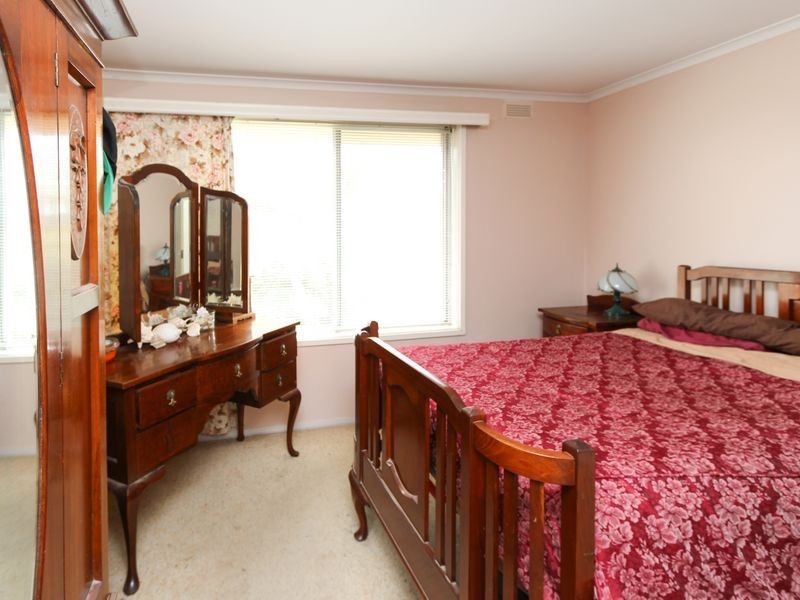 14 Lorraine Crescent, Rosetta TAS 7010
