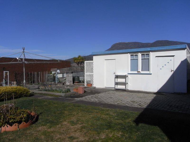 5 Huntley Street, Montrose TAS 7010